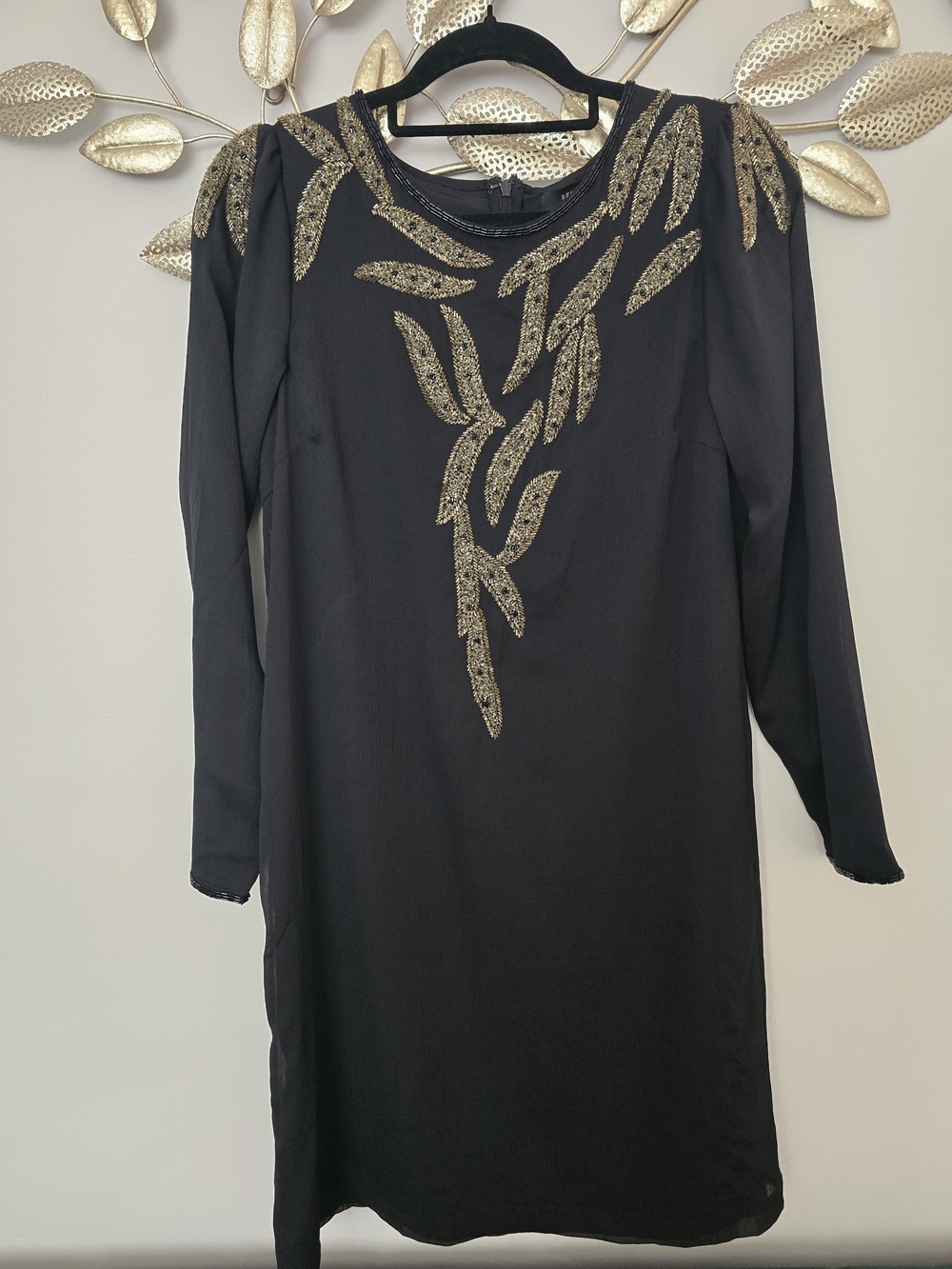Elegant Black Long-Sleeve Dress with Gold Leaf Embellishment Size 38 (USA 6)